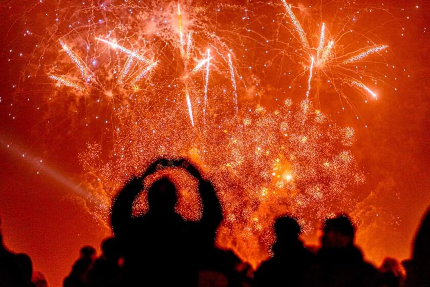 Vuurwerk en Nieuwjaarsduik in Nesselande