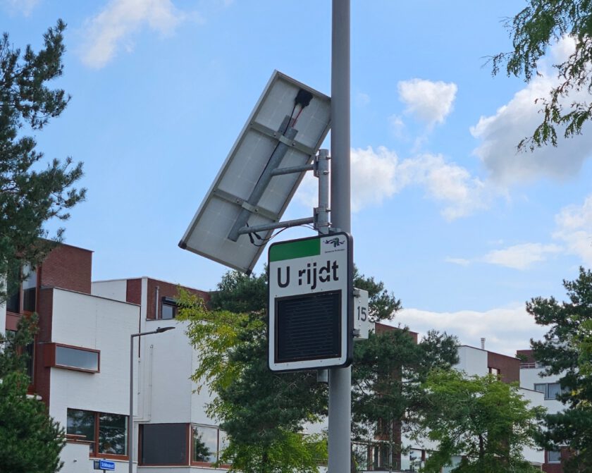 Extra verkeersmaatregelen in Nesselande: Flitspaal, SID, verkeersborden en aanpassing kruispunt.